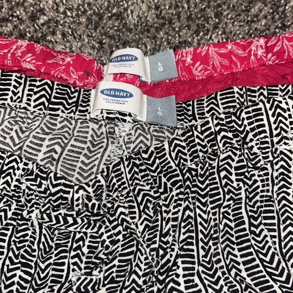 Three Old Navy Girls Shorts - Picture 6 of 6